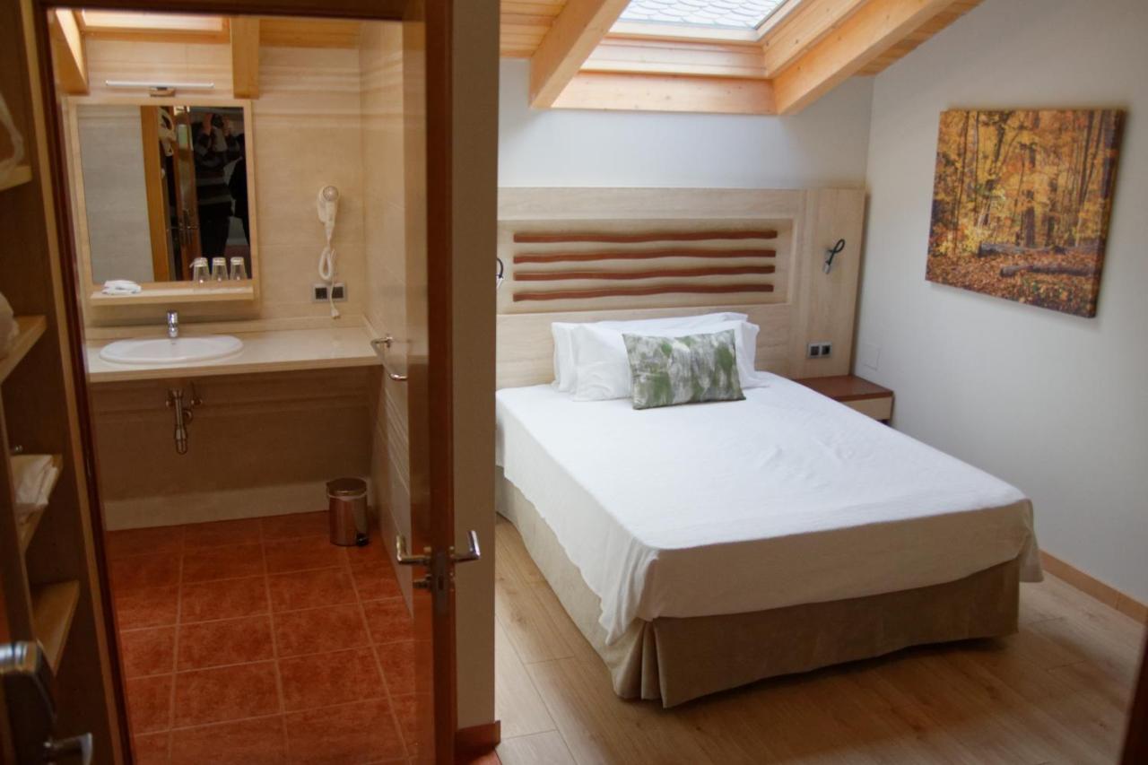 Hotel Rural Las Montanas De Pumar Besullo Eksteriør bilde