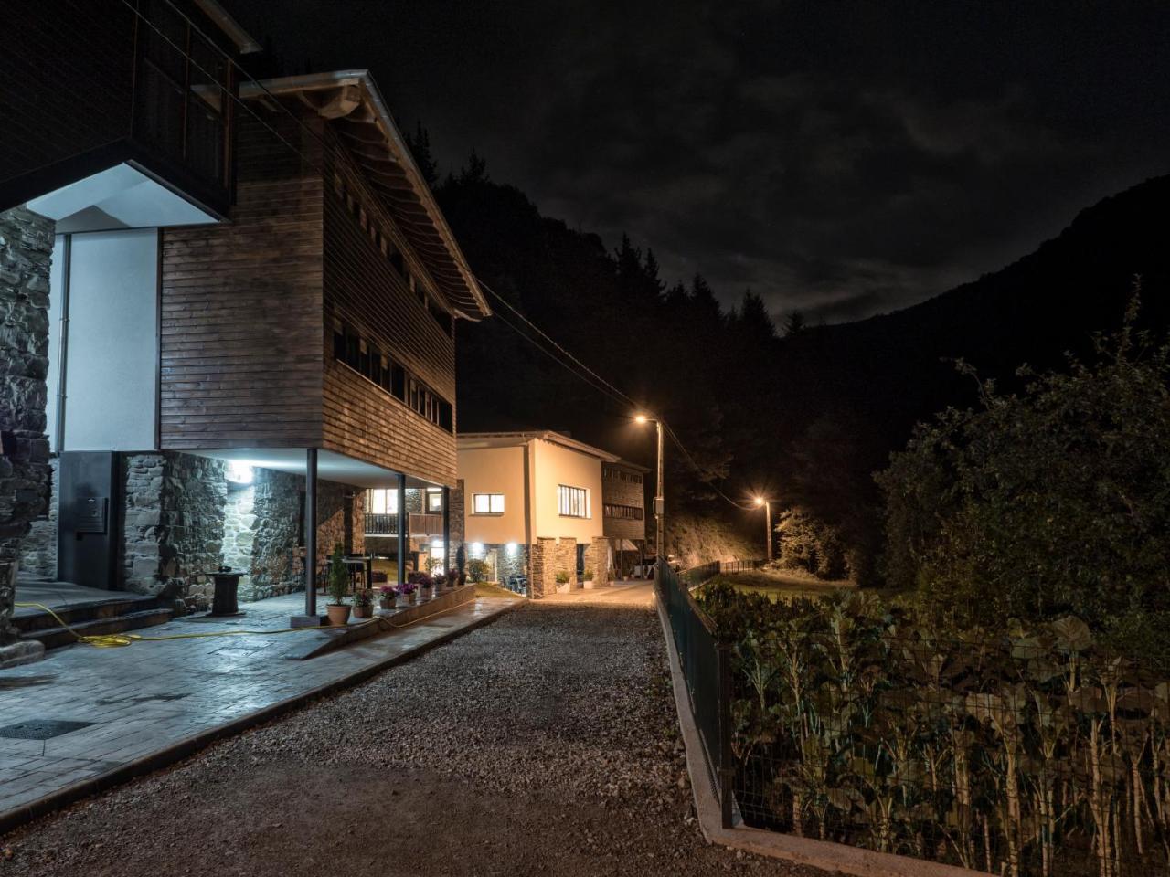 Hotel Rural Las Montanas De Pumar Besullo Eksteriør bilde